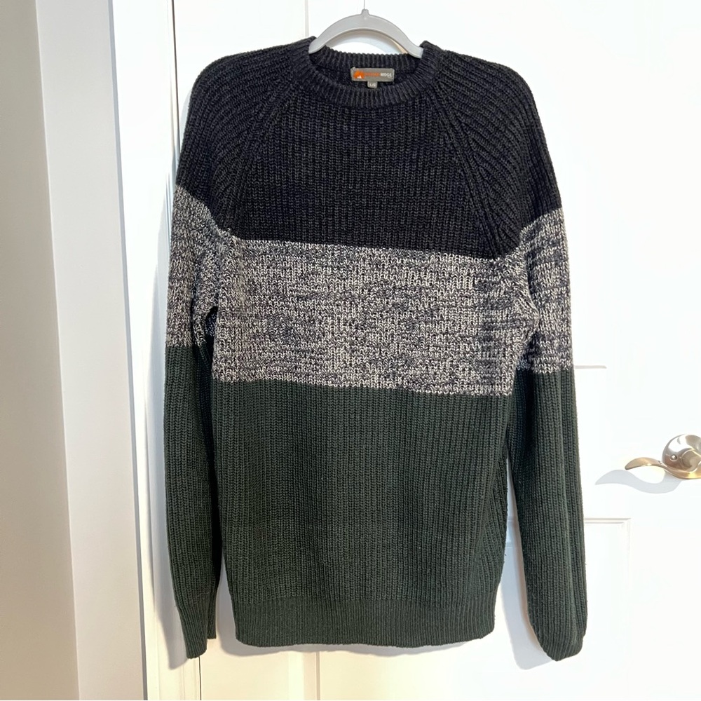 Men's Colorblock Crewneck Sweater - Black/Gray/Green